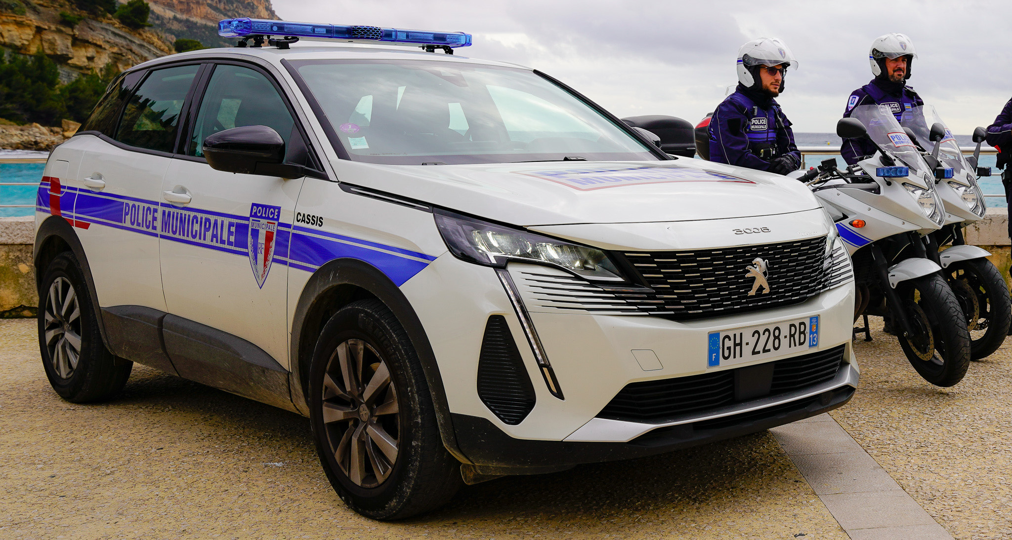 vehicule policier